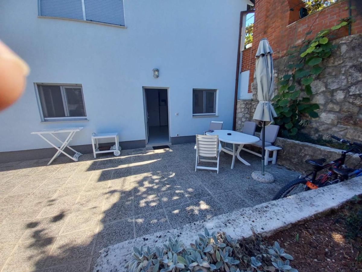 Apartment Ariela ロヴィニ エクステリア 写真